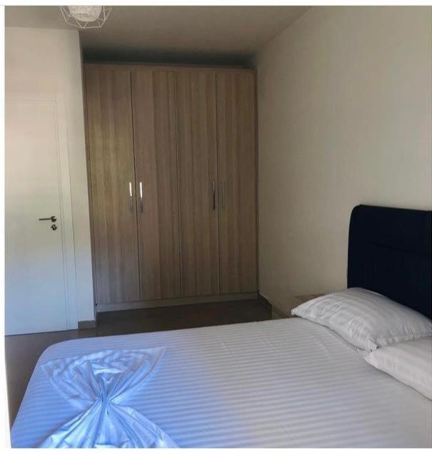 Siloria Apartments Vlorë Esterno foto