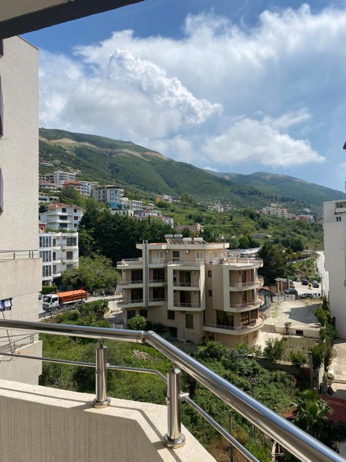 Siloria Apartments Vlorë Esterno foto